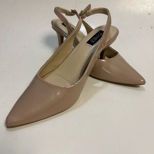 Jones New York Nude Slingback Heels size 8.5 M